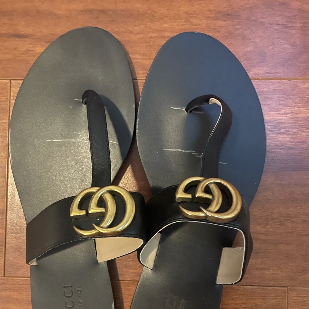 Black sandals size 10 womens